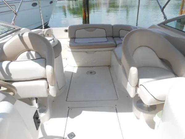 Slide: The Image of Sea Ray SunDeck 2002 - 10