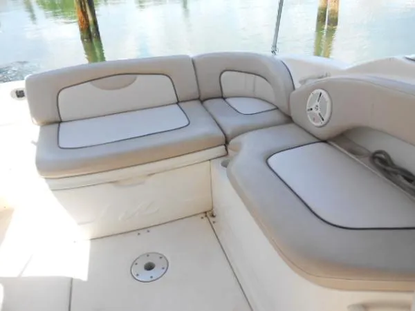 Slide: The Image of Sea Ray SunDeck 2002 - 11