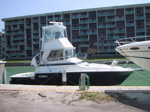 Slide: The Image of Luhrs 340 Sportfish 1983 - 0