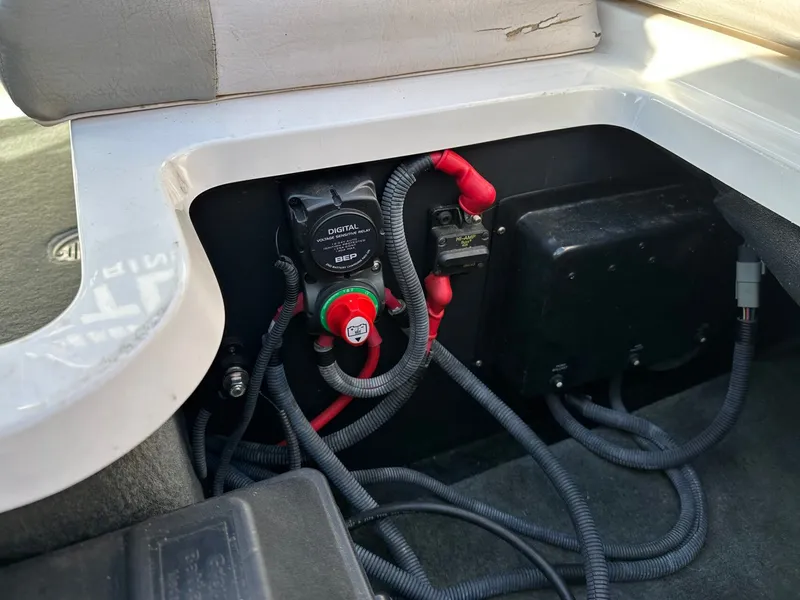 Slide: The Image of MasterCraft 2006 - 37