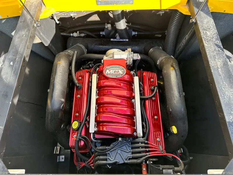 Slide: The Image of MasterCraft 2006 - 41