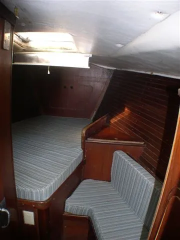 Slide: The Image of Beneteau First 1984 - 9