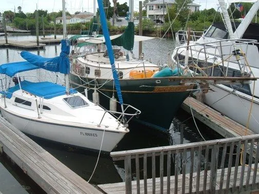 Slide: The Image of Island Trader Ketch 1981 - 2