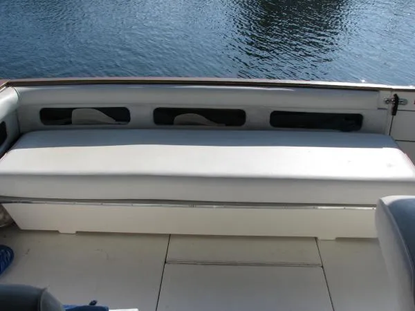 Slide: The Image of Sea Ray 34 EXPRESS SUNDANCER 1989 - 2