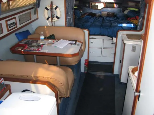 Slide: The Image of Sea Ray 34 EXPRESS SUNDANCER 1989 - 4