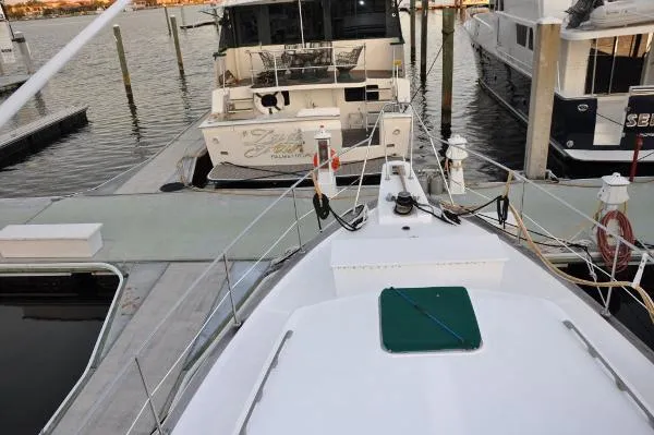 Slide: The Image of Gulfstar Motor Yacht / Trawler 1979 - 10