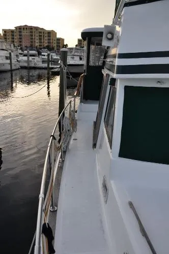 Slide: The Image of Gulfstar Motor Yacht / Trawler 1979 - 6