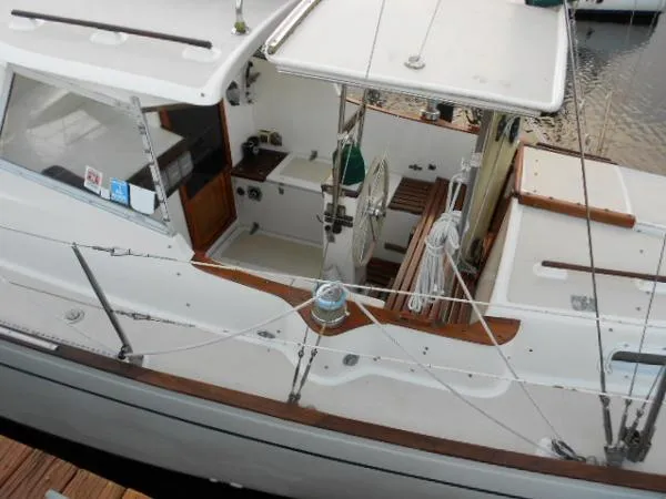 Slide: The Image of Hallberg-Rassy Rasmus Ketch 1975 - 6