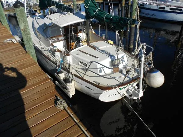 Slide: The Image of Hallberg-Rassy Rasmus Ketch 1975 - 9