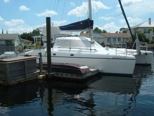 Slide: The Image of Wildkat Catamaran 2001 - 0