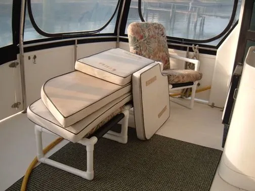 Slide: The Image of Hyatt Aft Deck Motoryacht 1996 - 4