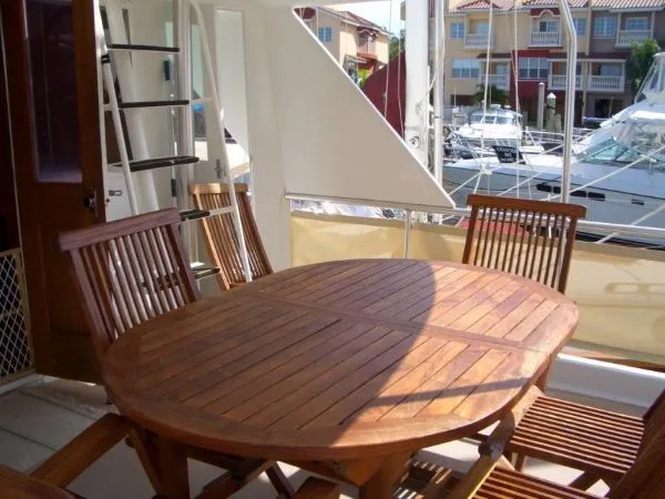 Slide: The Image of Hatteras Yachtfish 1974 - 2