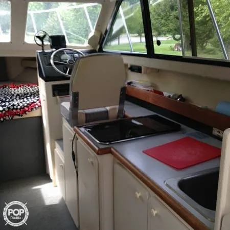 Slide: The Image of Bayliner 2858 Command Bridge 1995 - 7