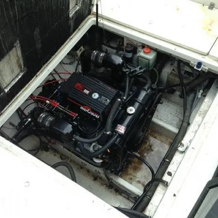 Slide: The Image of Bayliner 2858 Command Bridge 1995 - 9