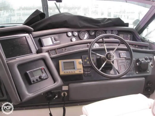 Slide: The Image of Sea Ray 480 Sundancer 1991 - 4