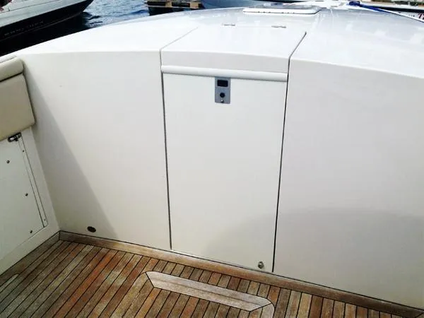 Slide: The Image of Jupiter 38 CC / Cuddy Cabin 2011 - 11
