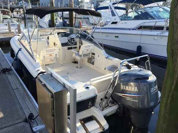 Slide: The Image of Scout Boats 222 Dorado 2005 - 1