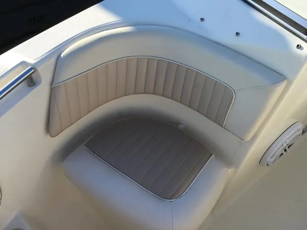 Slide: The Image of Scout Boats 222 Dorado 2005 - 11