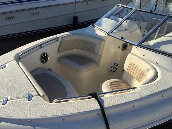 Slide: The Image of Scout Boats 222 Dorado 2005 - 3