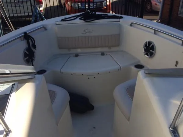 Slide: The Image of Scout Boats 222 Dorado 2005 - 7