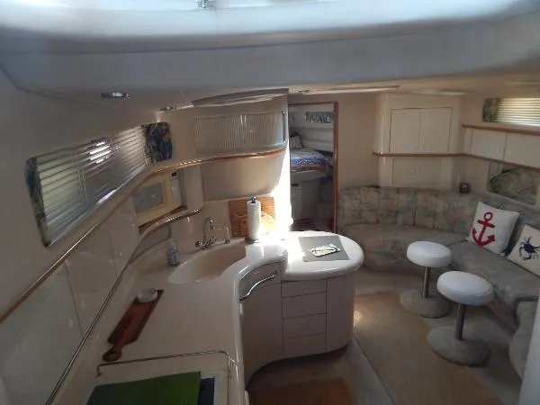 Slide: The Image of Sea Ray 450 Sundancer 1995 - 11