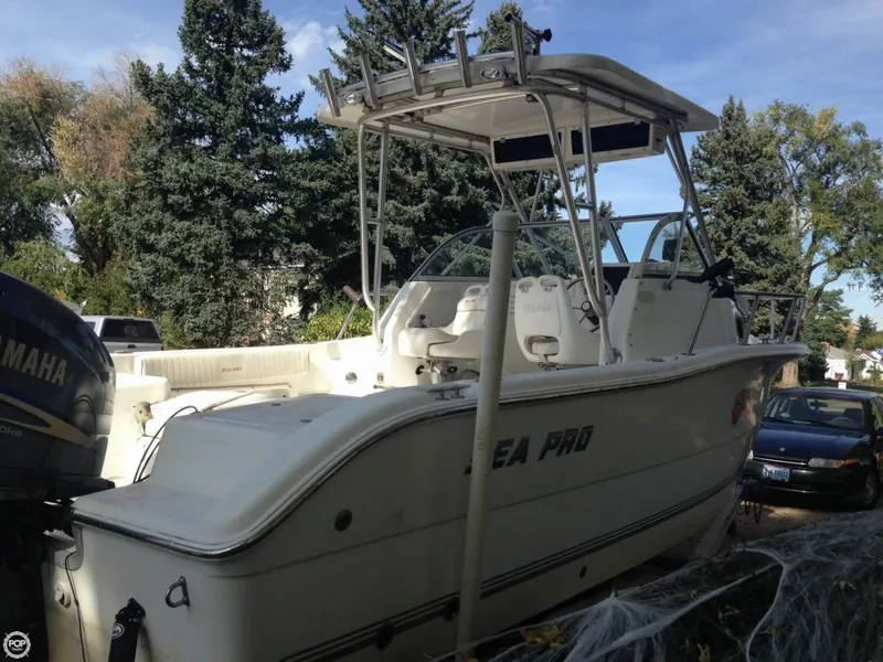 Slide: The Image of Sea Pro 220 Walk Around 2005 - 9