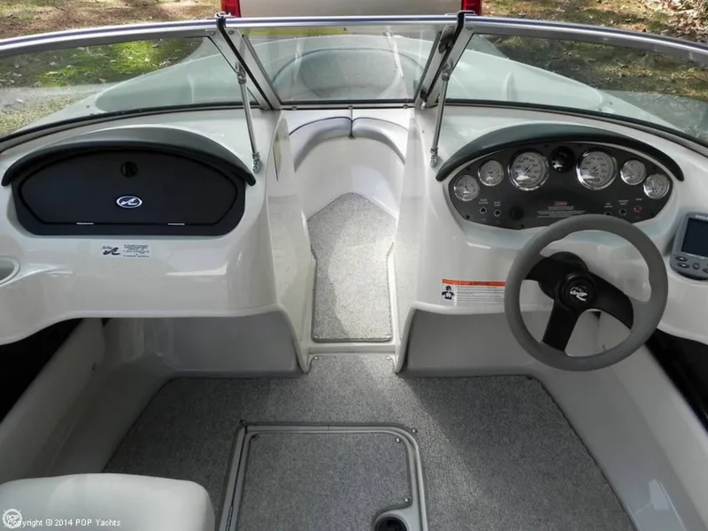 Slide: The Image of Sea Ray 175 Sport 2008 - 7