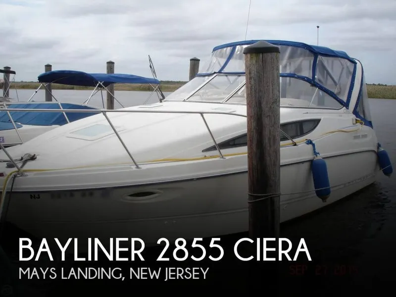 Slide: The Image of Bayliner 2855 Ciera 2002 - 0