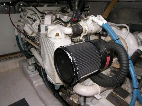 Slide: The Image of Riviera 36 CONVERTIBLE 2001 - 3
