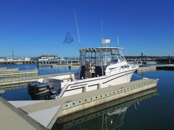 Slide: The Image of Grady-White Marlin 300 1999 - 6