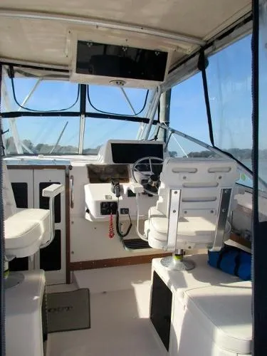 Slide: The Image of Grady-White Marlin 300 1999 - 8
