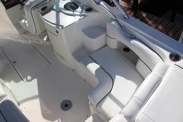 Slide: The Image of Sea Ray 270 SLX 2009 - 9