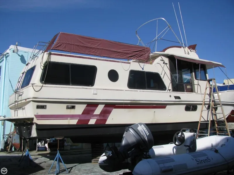 Slide: The Image of Holiday Mansion Coastal Barracuda 1988 - 1