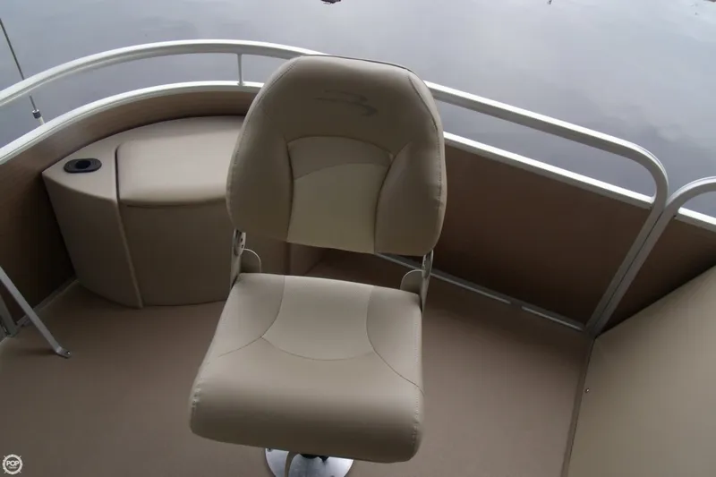 Slide: The Image of Bennington 20 SS Fishing 2015 - 11