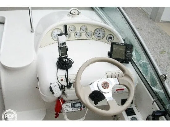 Slide: The Image of Larson 270 Cabrio Cruiser 2000 - 3