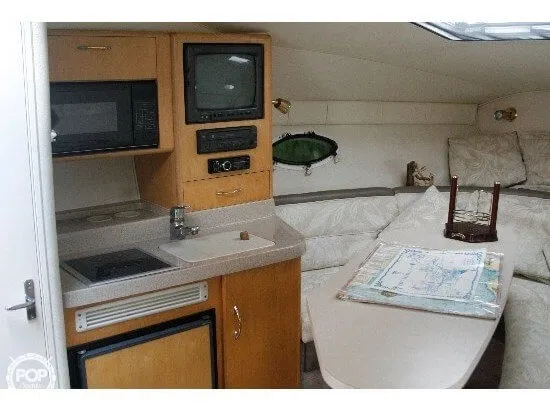 Slide: The Image of Larson 270 Cabrio Cruiser 2000 - 6