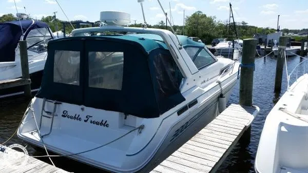 Slide: The Image of Sea Ray 300 Sundancer 1993 - 3