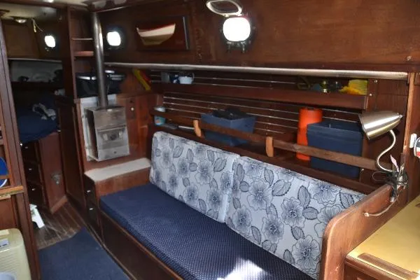 Slide: The Image of Pacific Seacraft Mariah 31 1977 - 5