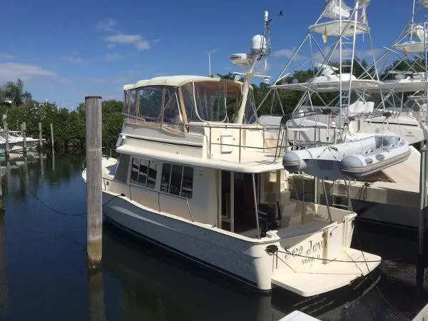 Slide: The Image of Mainship 400 Trawler 2007 - 1
