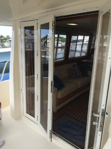 Slide: The Image of Mainship 400 Trawler 2007 - 3