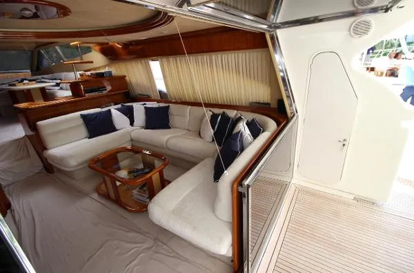 Slide: The Image of Ferretti 680 2000 - 7