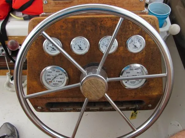 Slide: The Image of Slickcraft Flybridge 1978 - 6