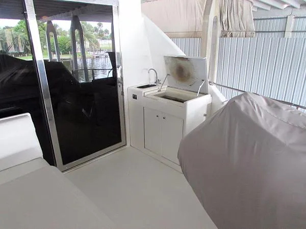 Slide: The Image of Lazzara Yachts Skylounge 1997 - 6