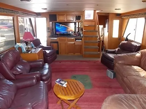 Slide: The Image of Ocean Alexander Cockpit Motor Yacht 1987 - 1