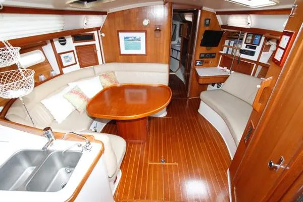 Slide: The Image of Catalina 42 Two cabin 1992 - 6