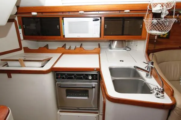 Slide: The Image of Catalina 42 Two cabin 1992 - 9
