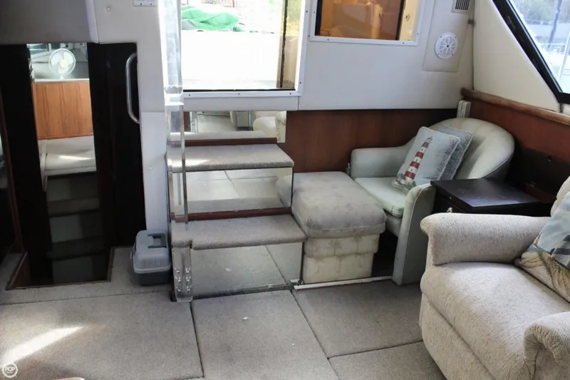 Slide: The Image of Carver Yachts 350 Aft Cabin 1993 - 3