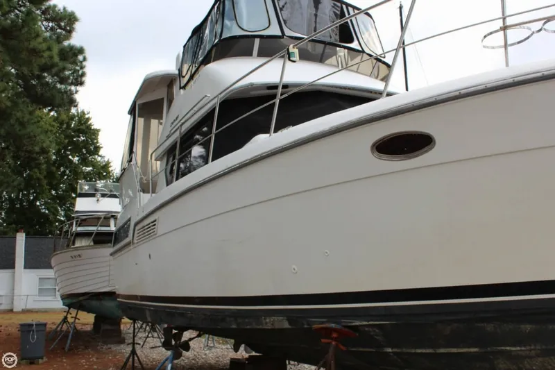 Slide: The Image of Carver Yachts 350 Aft Cabin 1993 - 9