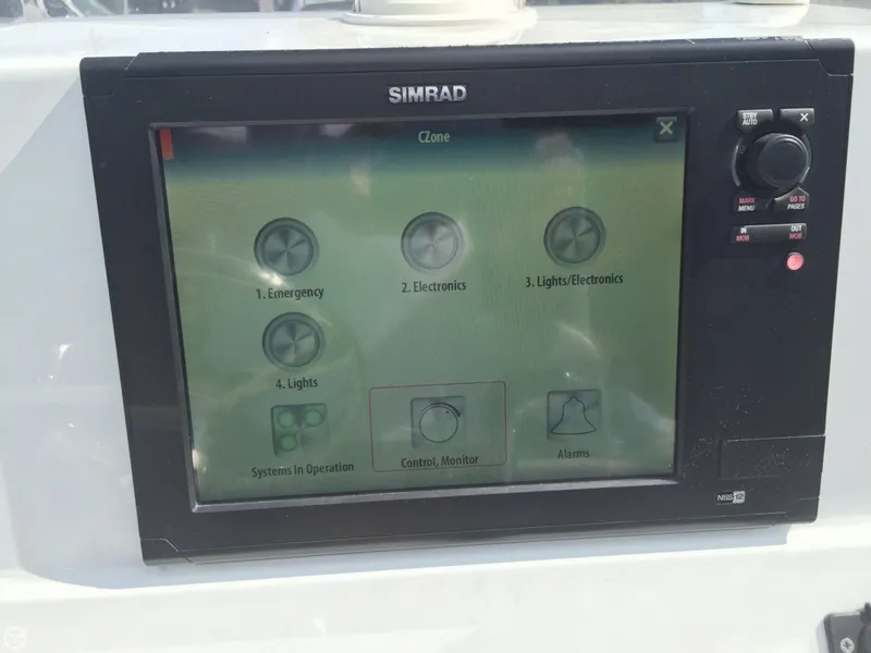 Slide: The Image of Yellowfin 24 Bay CC 2013 - 6