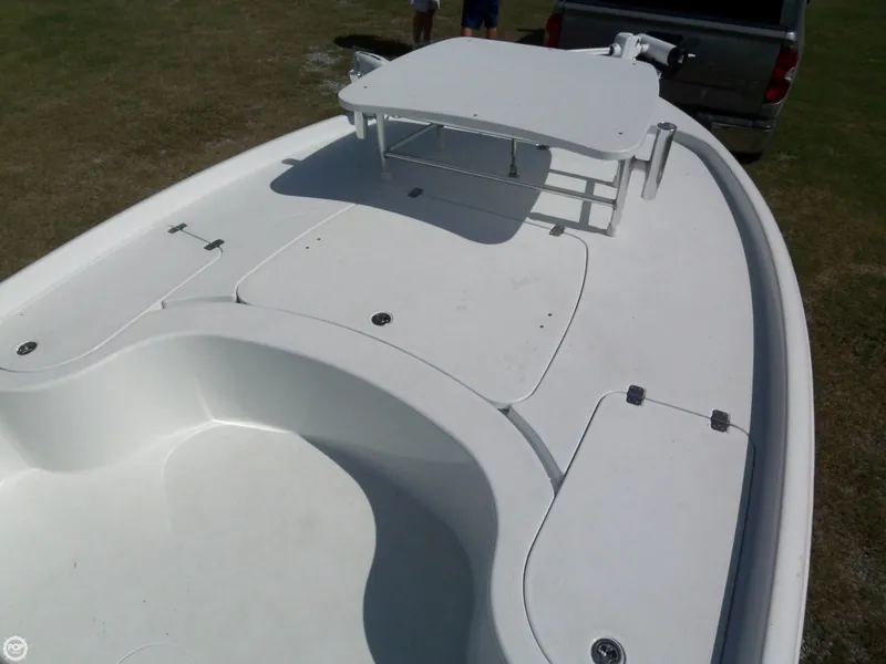 Slide: The Image of Yellowfin 24 Bay CC 2013 - 9